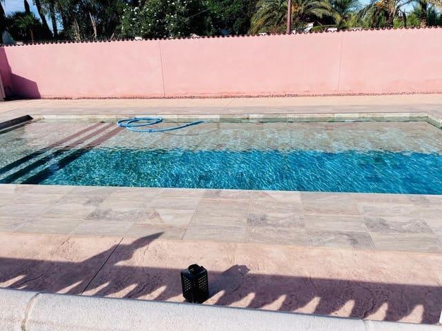 Chalet en venta en Matola, Alicante