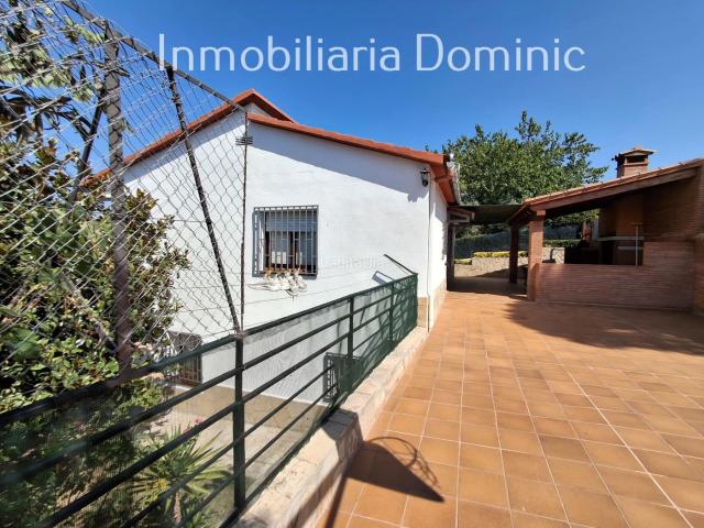Chalet en venta en Maçanet de la Selva, Residencial Park. Magnifica casa en dos plantas. Chalets Maçanet de la.