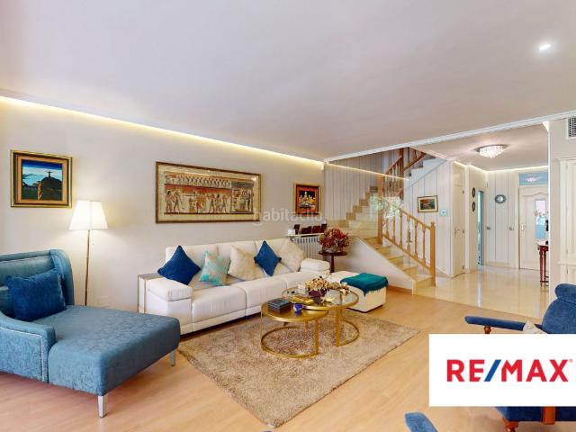 Chalet en venta en Madrid, Arroyo del Fresno. ¡ Vive y disfruta de un entorno especial en este chalet de lujo en Arroyofresno !. Chalets.