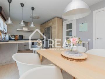 Chalet en venta en Madrid, Canillejas. Chalets.