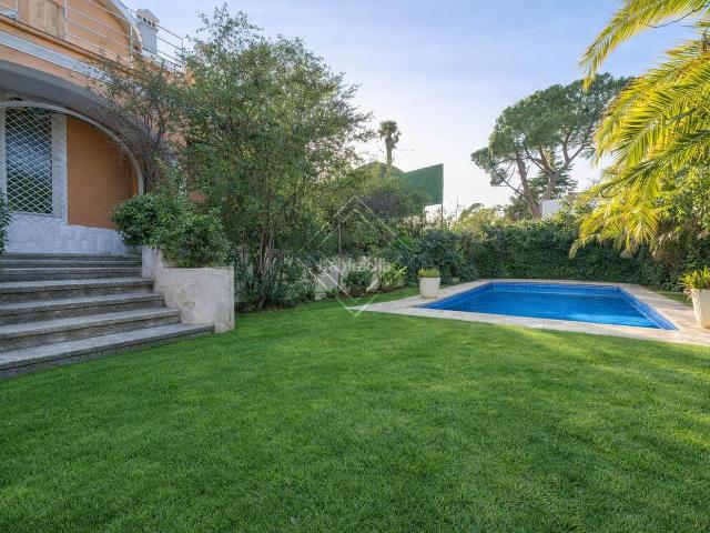 Chalet en venta en Madrid, La Florida El Plantío. Chalets.