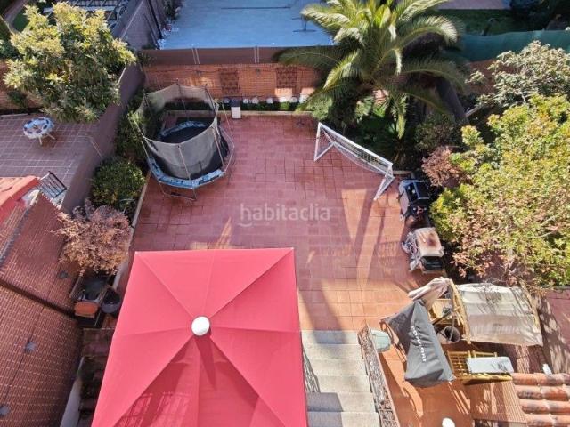 Chalet en venta en Madrid, Palomas. Casa adosada en venta en PIOVERA Madrid Madrid. Chalets.