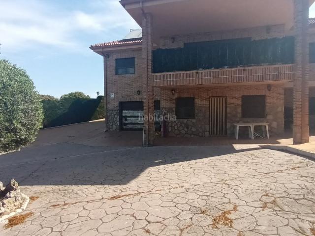 Chalet en venta en Maello. Prado Encinas. Chalets.