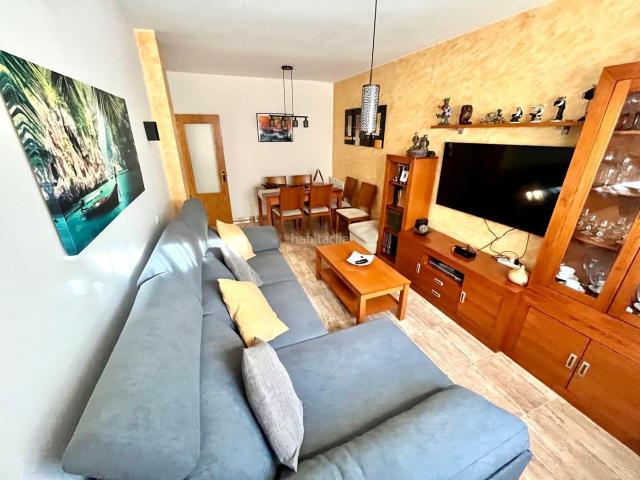 Chalet en venta en Malagón. Chalet pareado en venta en Malagón. Chalets.