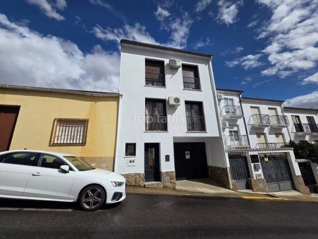 Chalet en venta en Malpartida de Plasencia. Casa unifamiliar en venta en CENTRO Malpartida de Plasencia Cáceres. Chalets Malpartida de.
