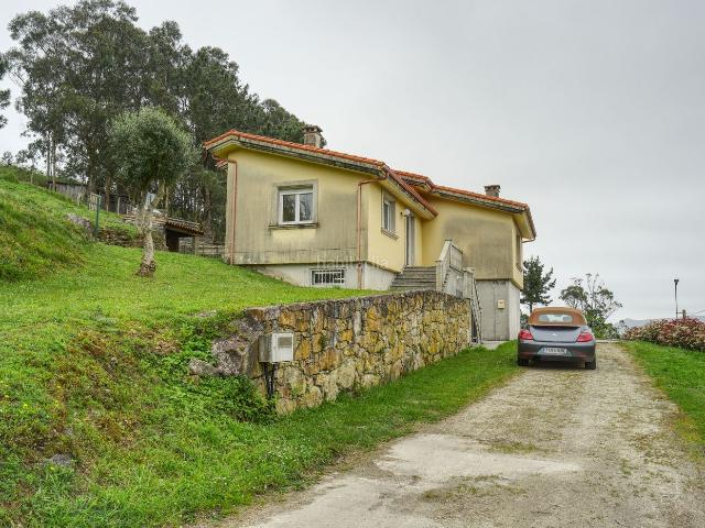 Chalet en venta en Malpica de Bergantiños. En Barizo, Concello de Malpica, en la provincia de A Coruña, nos encontramos con esta fantástica vivienda. Chalets Malpica de.