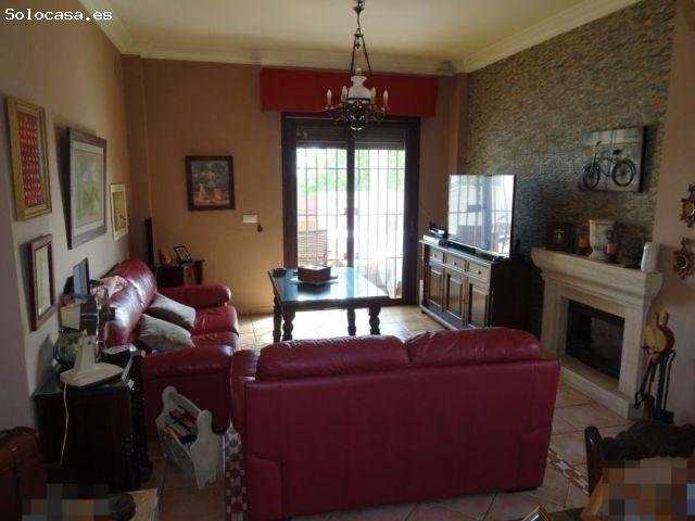 Chalet en Venta en Marchena, Sevilla