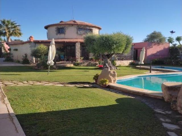 Chalet en Venta en Marchena, Sevilla