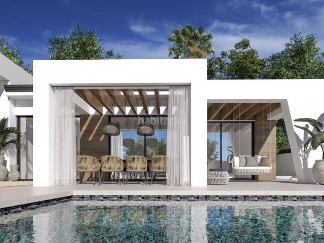 Chalet en venta en Marbella, Las Brisas. Chalets.