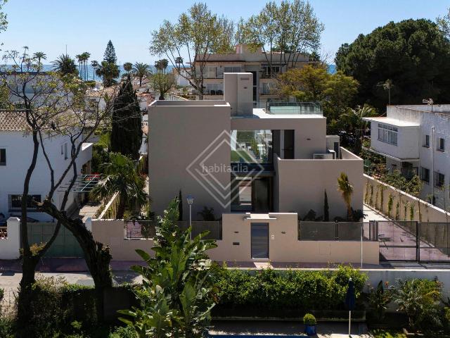 Chalet en venta en Marbella, Las Lomas de Río Verde. Chalets.