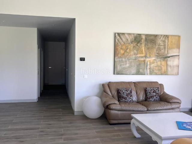 Chalet en venta en Marina de Cudeyo. CHALET MODERNO DE UNA PLANTA EN PONTEJOS. Chalets Marina de.