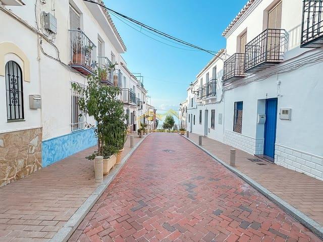 Chalet en venta en Maro, Málaga Costa del Sol