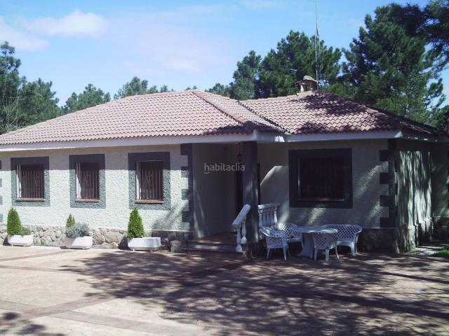 Chalet en venta en Marugán. EXCELENTE CHALET EN MARUGAN SEGOVIA. Chalets.