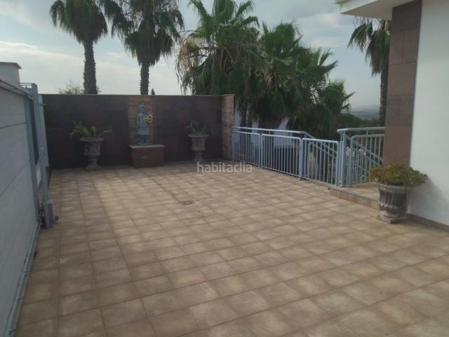 Chalet en venta en Medellín. CHALET URBANO EN EL QUINTO CECILIO. Chalets.