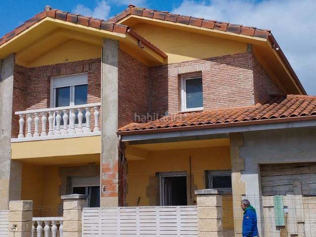 Chalet en venta en Medina de Pomar. SE VENDE CHALET A ESTRENAR EN MEDINA DE POMAR. Chalets Medina de.