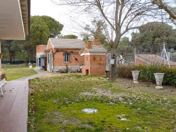 Chalet en venta en Medina del Campo. A TAN SOLO 7 KM DE MEDINA DEL CAMPO EN POZAL DE GALLINAS. Chalets Medina del.