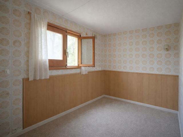 Chalet en venta en Mediona. CASA A REFORMAR, IDEAL FAMILIAS. Chalets.