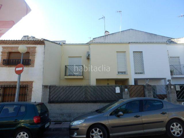 Chalet en venta en Mengíbar. Solvia Inmobiliaria Casa Mengíbar. Chalets.