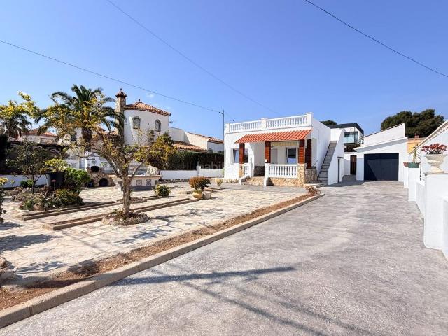 Chalet en venta en Miami Platja, Centre Costa Dorada. Chalet en venta en Montroig del Camp Miami Platja. Chalets Miami.