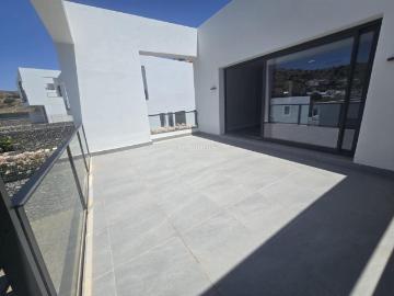 Chalet en venta en Mijas, Riviera del Sol. EXCLUSIVA VILLA ADOSADA DE OBRA NUEVA CON VISTAS AL MAR. Chalets.