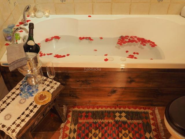Chalet en venta en Mirambel. Chalets.