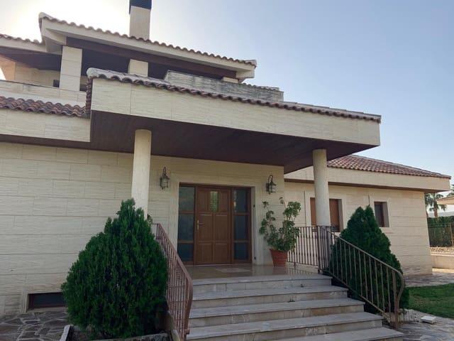 Chalet en venta en Novelda, Alicante