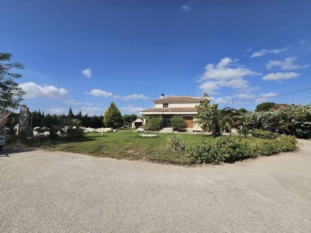 Chalet en venta en Novelda, Alicante