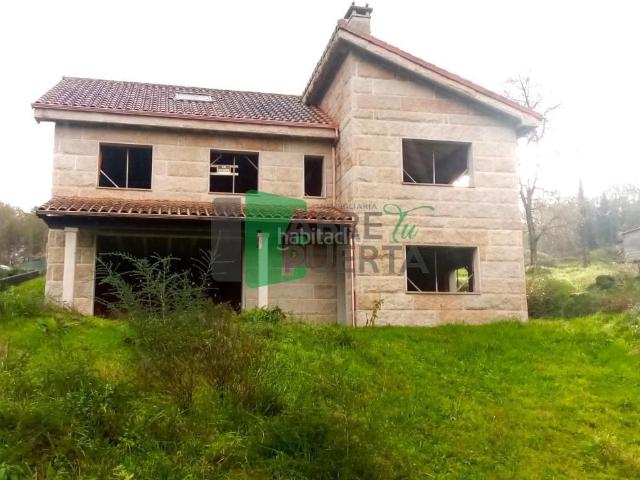 Chalet en venta en Nogueira de Ramuín. Chalets Nogueira de.