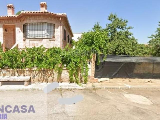 Chalet en venta en Navahermosa. NavahermosaChalet. Chalets.