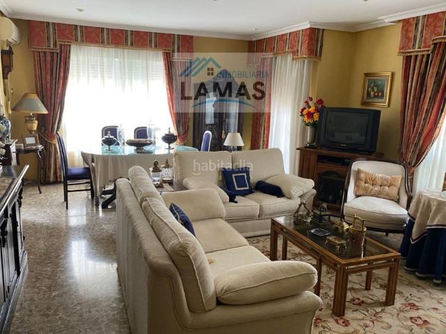 Chalet en venta en Navalmoral de la Mata. CASA CHALET de dos plantas en Navalmoral de la Mata. Chalets Navalmoral de la.