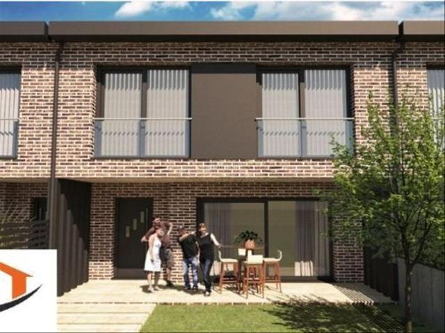 Chalet en venta en Navarrete. Presentamos Villas del Tedeón  insuperable promoción de 9 viviendas adosadas con jardín y garaje doble en una de las zonas con may. Chalets.