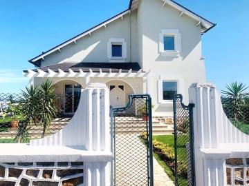 Chalet en venta en Navia, Asturias Costa Verde