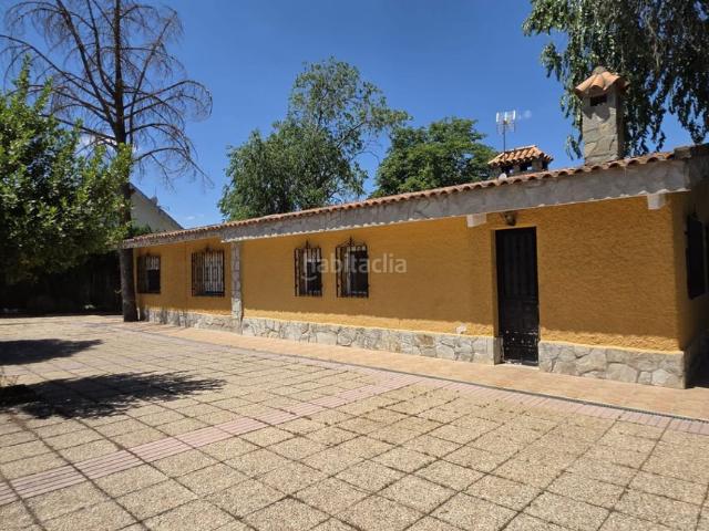 Chalet en venta en Nuevo Baztán, Eurovillas. Casa o chalet independiente en venta en Eurovillas. Chalets Nuevo.