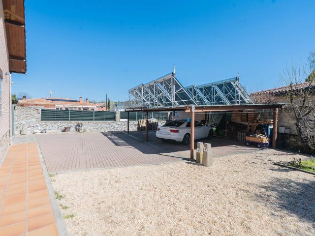 Chalet en venta en Soto del Real. Casa Chalet independiente en venta en CL CRISTAL 18, Soto del Real. Chalets Soto del.