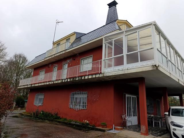 Chalet en venta en Saviñao O. CASA CHALET EN ESCAIRÓN. Chalets Saviñao.