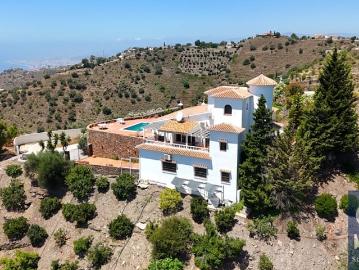 Chalet en venta en Sayalonga, Málaga Costa del Sol