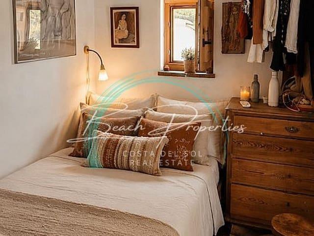 Chalet en venta en Sayalonga, Málaga Costa del Sol