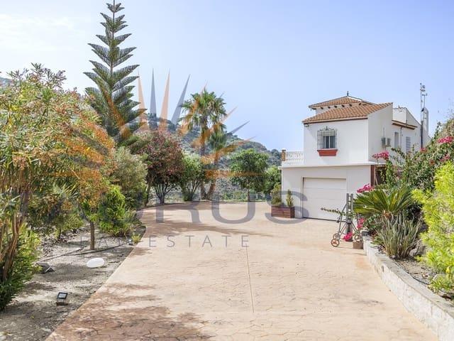 Chalet en venta en Sayalonga, Málaga Costa del Sol