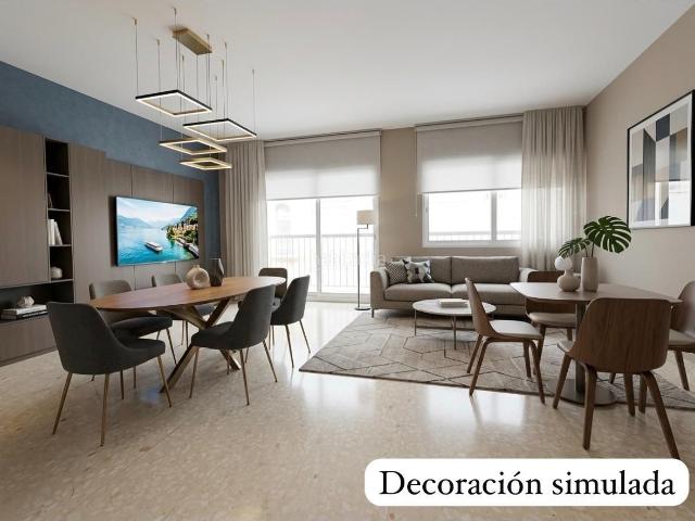 Chalet en venta en Sabadell, Creu Alta. A 1 minuto del Corte Ingles y el Parc de Catalunya. Chalets.