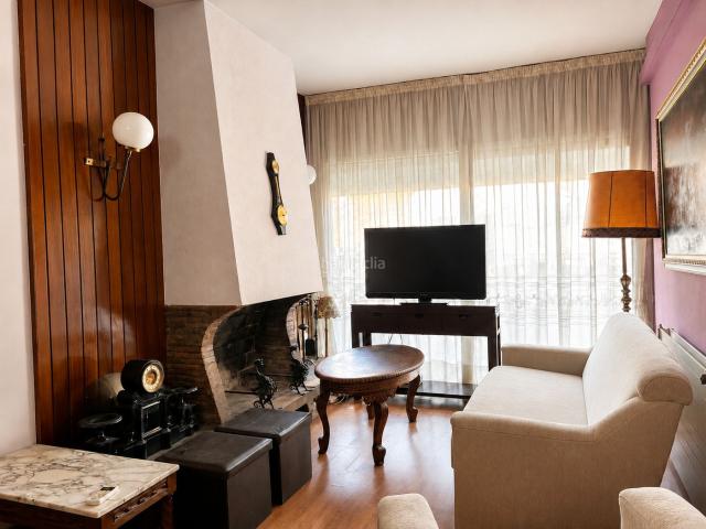 Chalet en venta en Sabadell, Creu Alta. Junto Pl. Marcet y muy cerca de Hospital Taulí. Chalets.