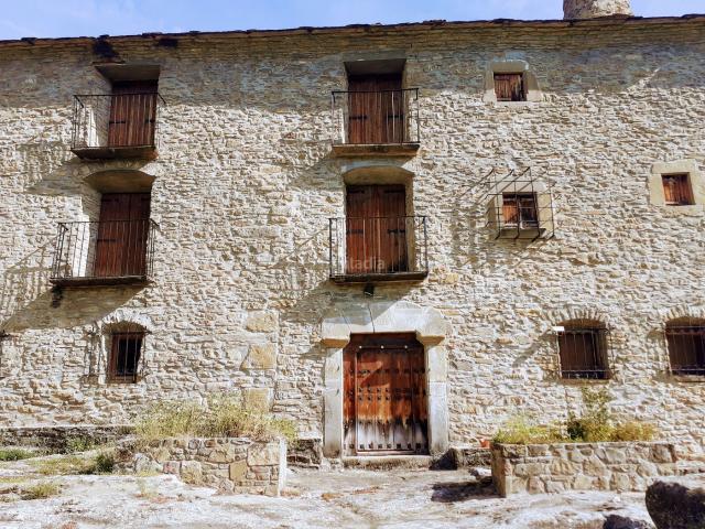 Chalet en venta en Sabiñánigo, La Guarguera. Solvia Inmobiliaria Chalet independiente Sabiñánigo. Chalets.