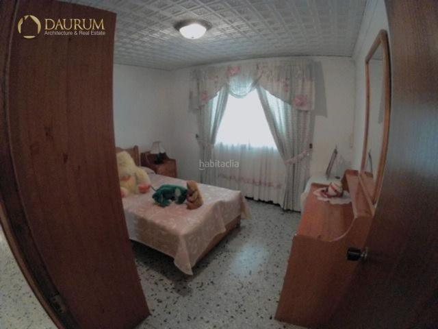 Chalet en venta en Sagunt, Avenida de Abril 9 de Octubre. en Puerto de Sagunto. Chalets.