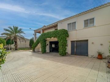 Chalet en venta en Salinas, Alicante
