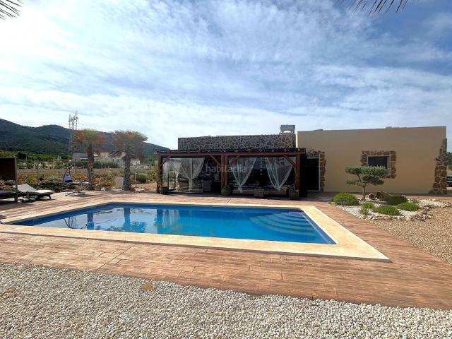 Chalet en venta en Salinas. Chalets.