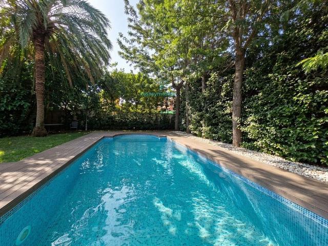 Chalet en venta en calle Corral Saune, Salou, de 375 m² 5 habitaciones por 690.000