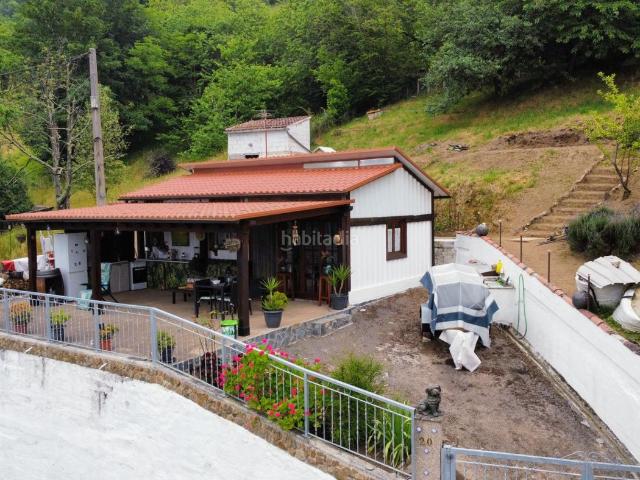 Chalet en venta en San Martín del Rey Aurelio. CASA CON PORCHE, FINCA Y VISTAS A LA MONTAÑA EN SAN MARTÍN DEL REY AURELIO. Chalets San Martín del Rey.