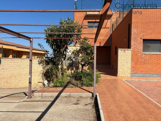 Chalet en venta en San Mateo de Gállego. Chalets San Mateo de.