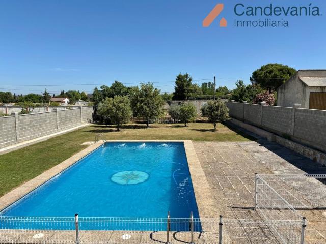 Chalet en venta en San Mateo de Gállego. Chalets San Mateo de.