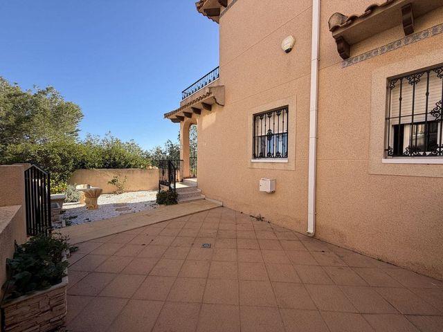 Chalet en venta en San Miguel de Salinas, Alicante Costa Blanca