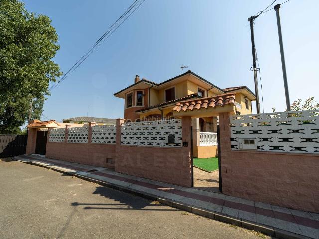 Chalet en venta en San Andrés del Rabanedo, San Andrés del Rabanedo Pueblo. Chalets San Andrés del.